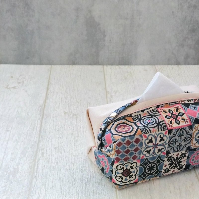 【ITS/ 双缇面纸套】复刻花砖.黑 (可加购万用挂绳) \\即将绝版// - 纸巾盒 - 棉．麻 黑色