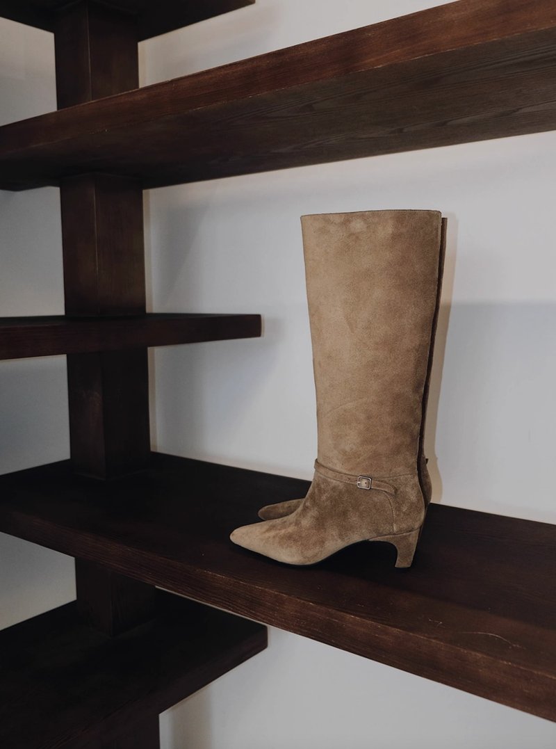 大女主 非对称麂皮长靴 手工製 - 女款长靴 - 真皮 多色