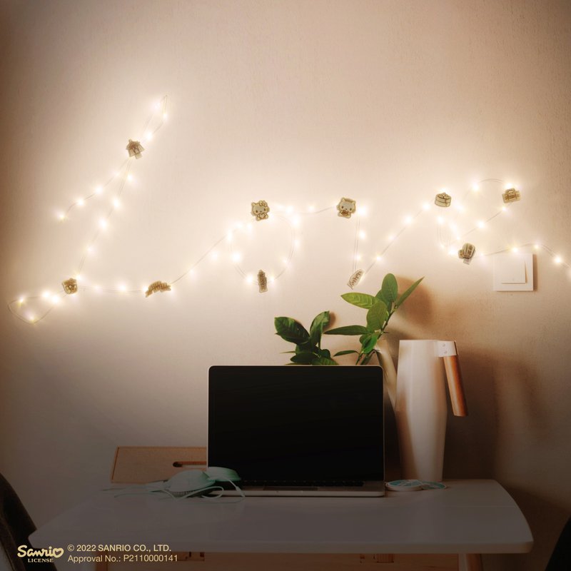 Hello Kitty / Sanrio－凯蒂猫游台湾星空灯万用卡片组+造型木夹 - 墙贴/壁贴 - 木头 卡其色