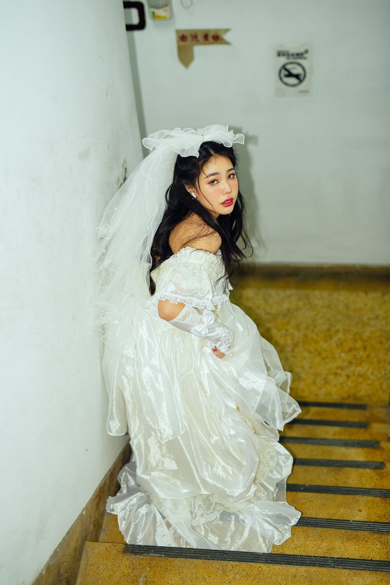 料质Fabric 旧日行予 古董婚纱纪念写真 港风 复古 写真 - 摄影/心灵/讲座 - 其他材质 