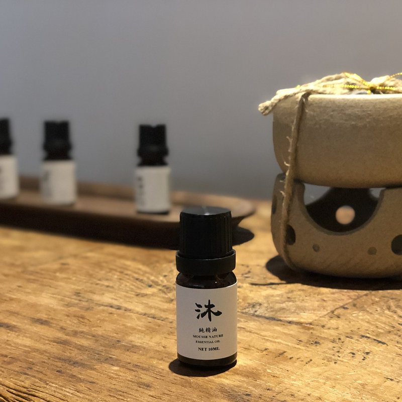 【香氛植萃精油】绿花白千层精油 NIAOULI ESSENTIAL OIL - 香薰/精油/线香 - 植物．花 