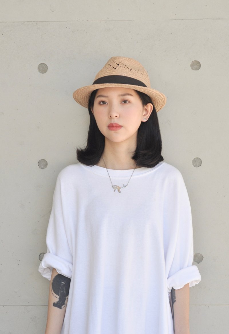 二毛银【海洋系列─大翅鲸项链】银 - 项链 - 银 银色