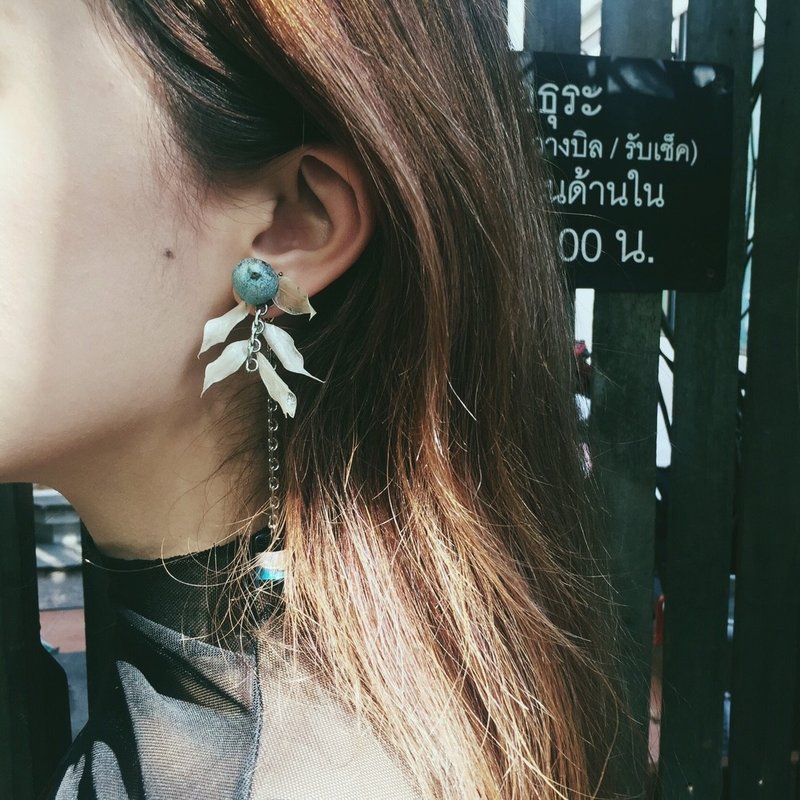 | 蓝嬉皮- 花 | 干燥果实 植物 耳环 耳针式 - 耳环/耳夹 - 植物．花 蓝色