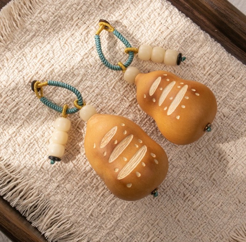 原创雕刻印花葫芦手把件女款精致可爱包包钥匙扣挂件盘玩解压手捻 - 钥匙链/钥匙包 - 木头 