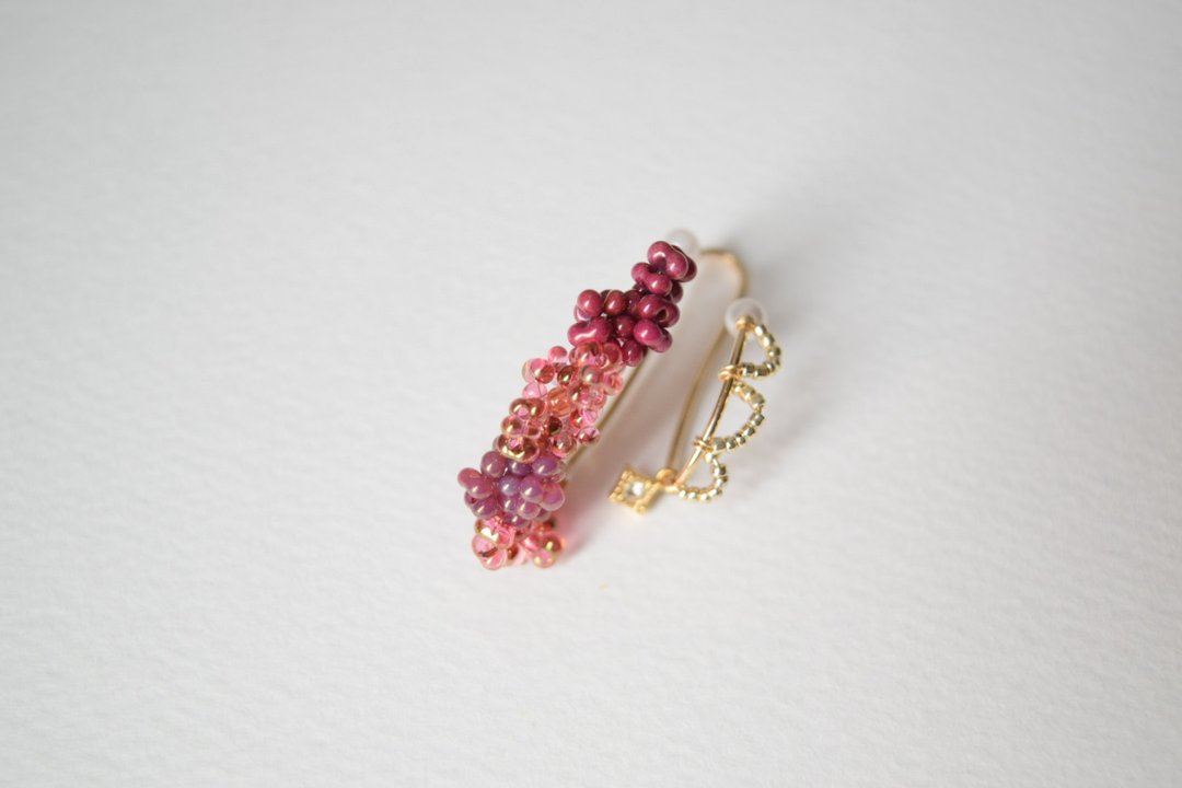 14K gold filled earcuff【one ear】 - 袖扣 - 玻璃 红色