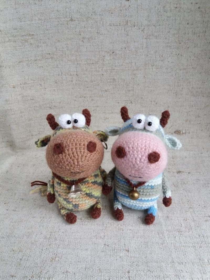 Amigurumi cow crochet pattern. Amigurumi bull crochet pattern. Farm animal - 线上课程/教学影片 - 其他材质 