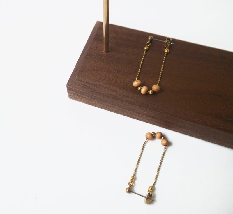 找它 / 八桥纳豆 - 木珠 黄铜耳环 - 耳环/耳夹 - 铜/黄铜 咖啡色