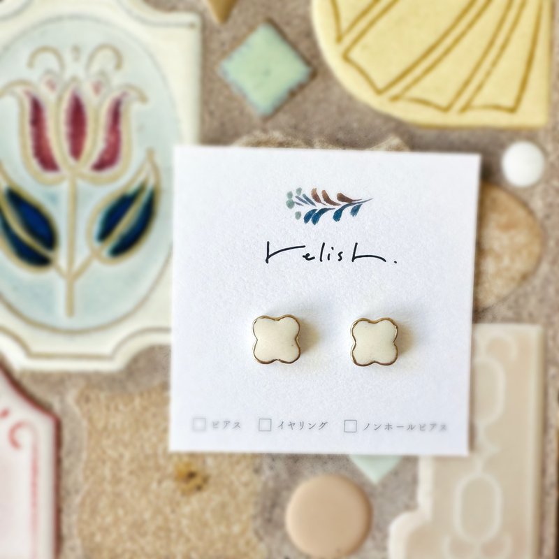 【再贩】洁白可爱的小朵美浓烧金缮耳环/耳夹/无耳洞耳夹 美浓烧 砖 陶瓷 小巧 简约 白 - 耳环/耳夹 - 陶 白色