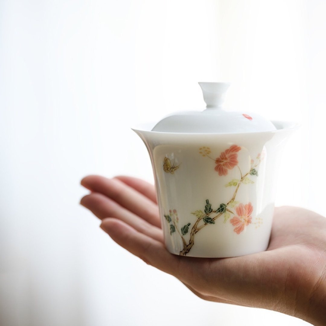 闻说 景德镇纯手绘釉下彩盖碗 朱槿迷蝶薄胎陶瓷白瓷茶杯茶碗 - 茶具/茶杯 - 陶 