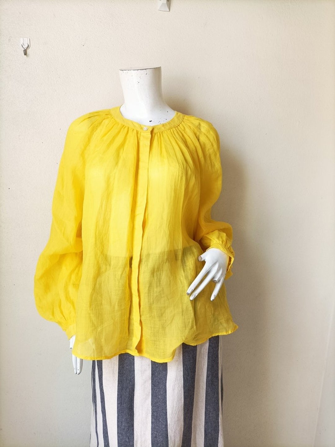 Banana Republic 女款苎麻衬衫 S 尺寸 - 女装衬衫 - 棉 黄色