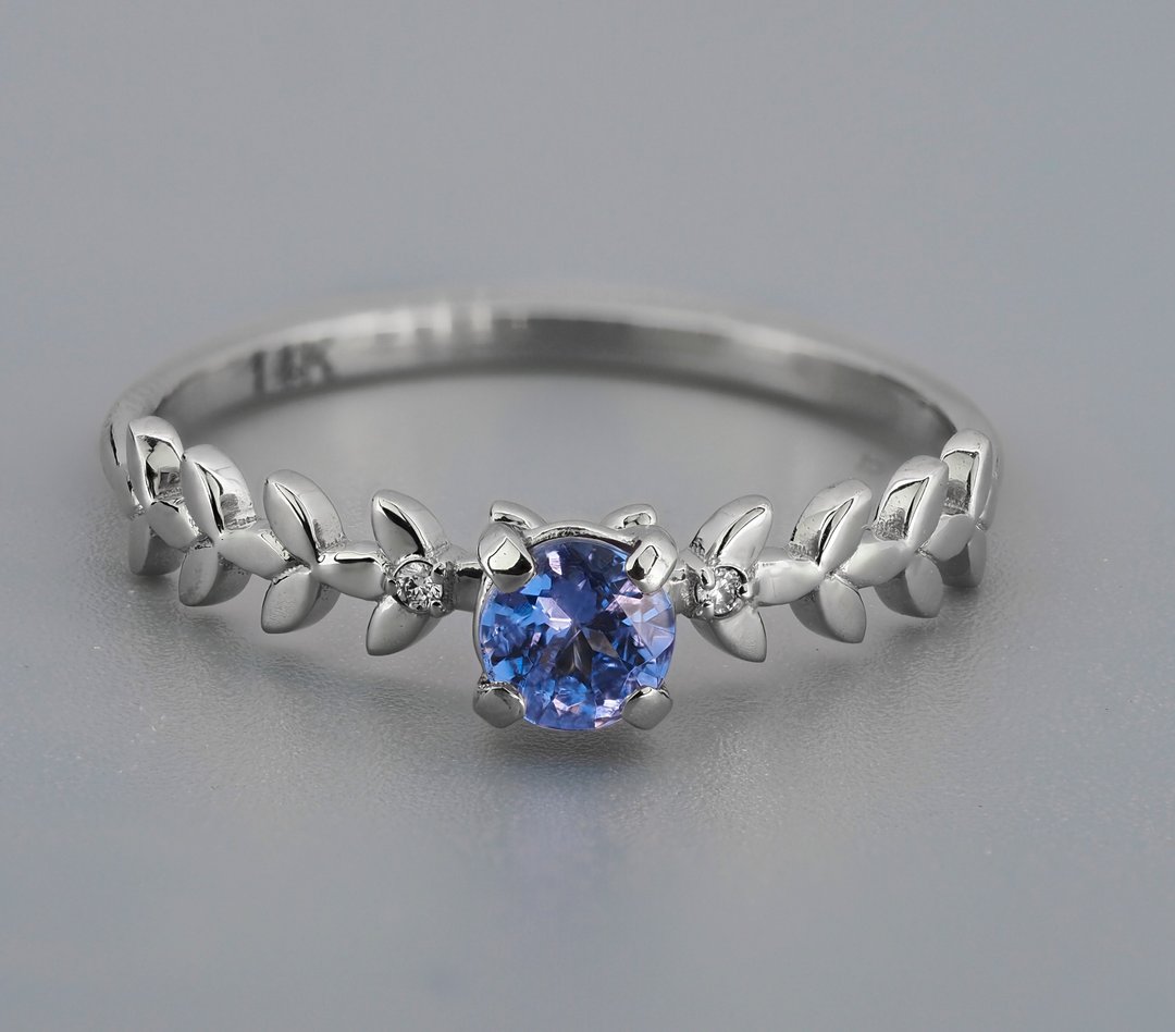 14k gold ring with tanzanite and diamonds. - 戒指 - 贵金属 金色