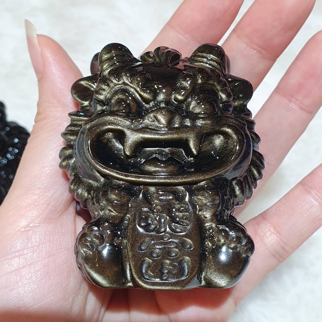 精雕版 天然金曜石Q版小龙 水晶公仔 避邪摆件  桌面萌宠 龙年 - 玩偶/公仔 - 水晶 黑色