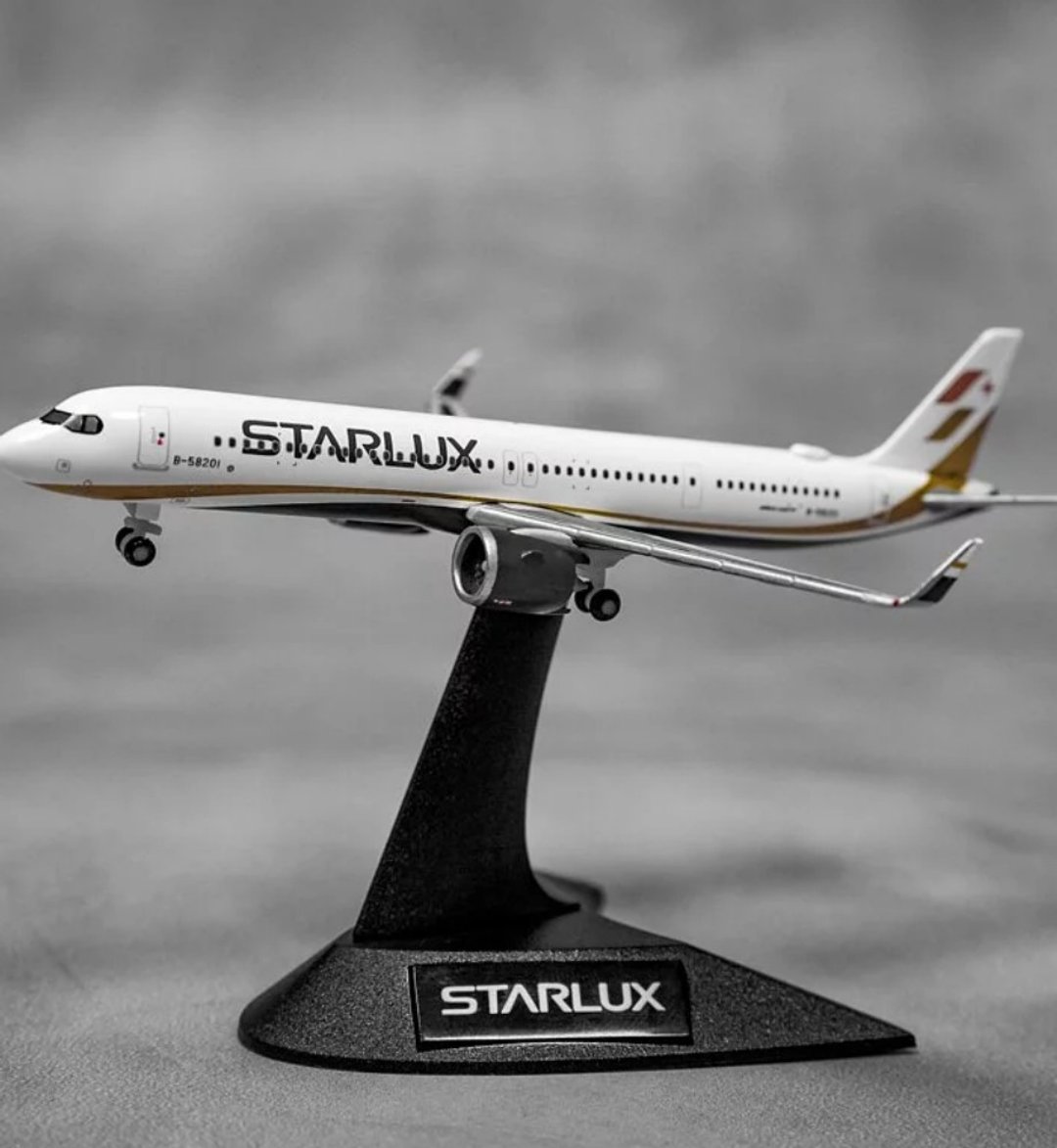 STARLUX | A321neo 1: 500 金属飞机模型 (Herpa 监制) - 摆饰 - 其他金属 