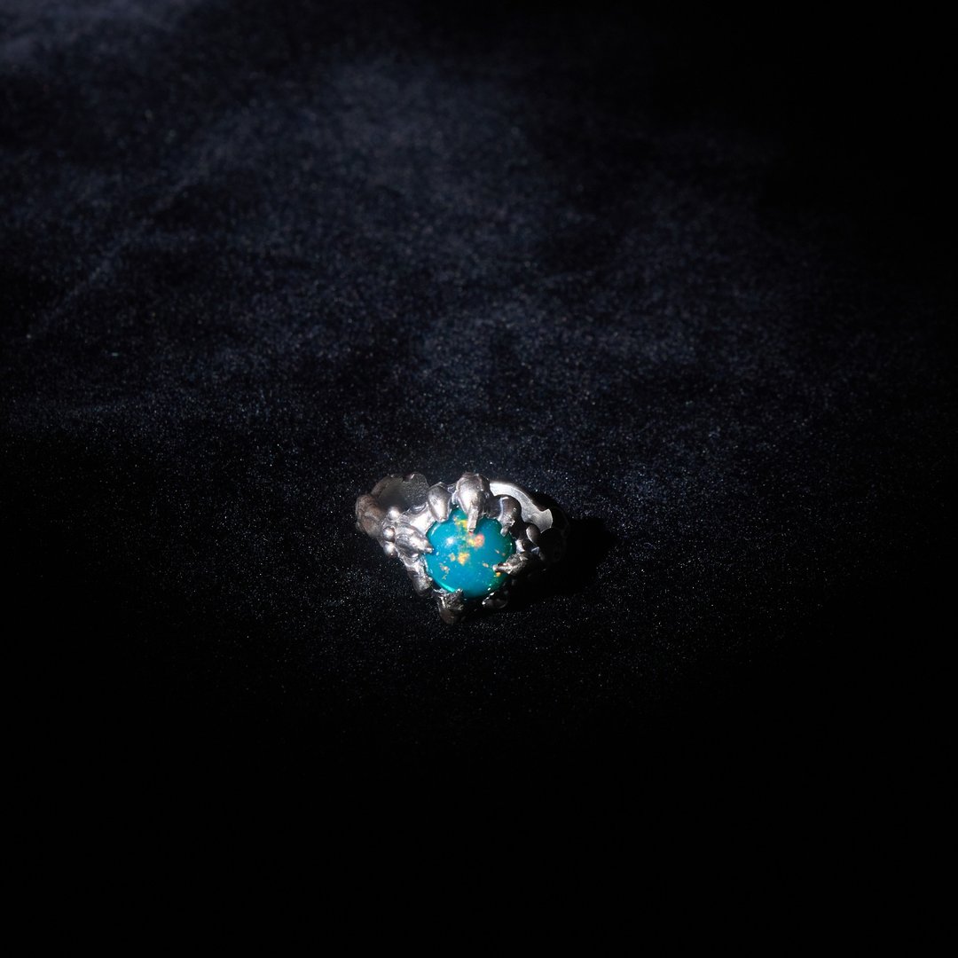 【One of a Kind】 Aurora Ring 极光・天然蛋白石孤品戒 - 戒指 - 纯银 银色
