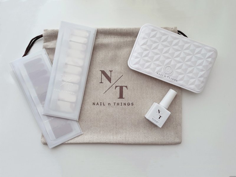 Start Kit 新手入门套装 亮面封层胶+UV灯+任选两个甲贴 送礼自用 - 指甲油/指甲贴 - 其他材质 多色