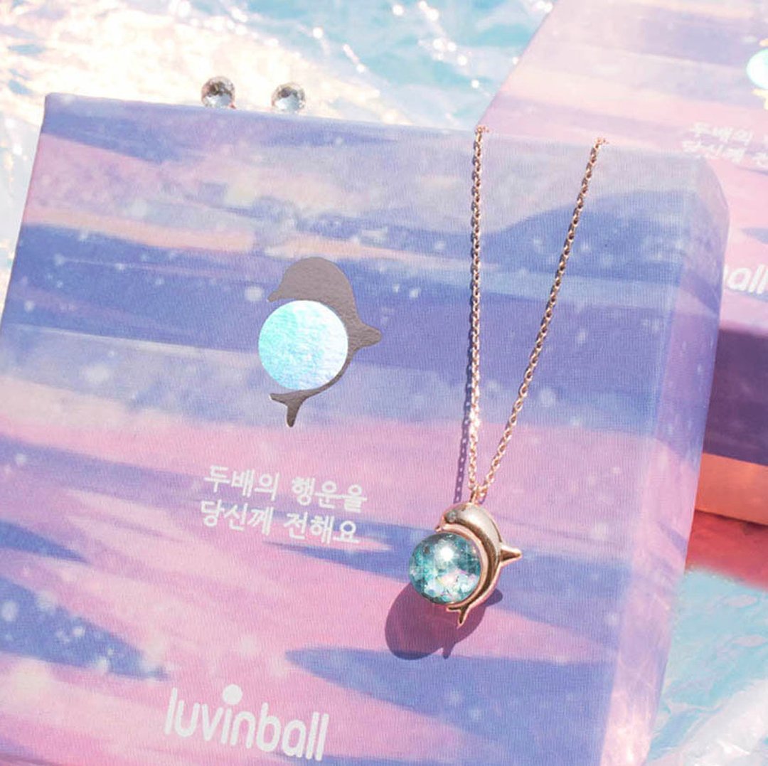 Lucky Pink Dolphin Birth Snowball Necklace (12 Colours) - 项链 - 玻璃 