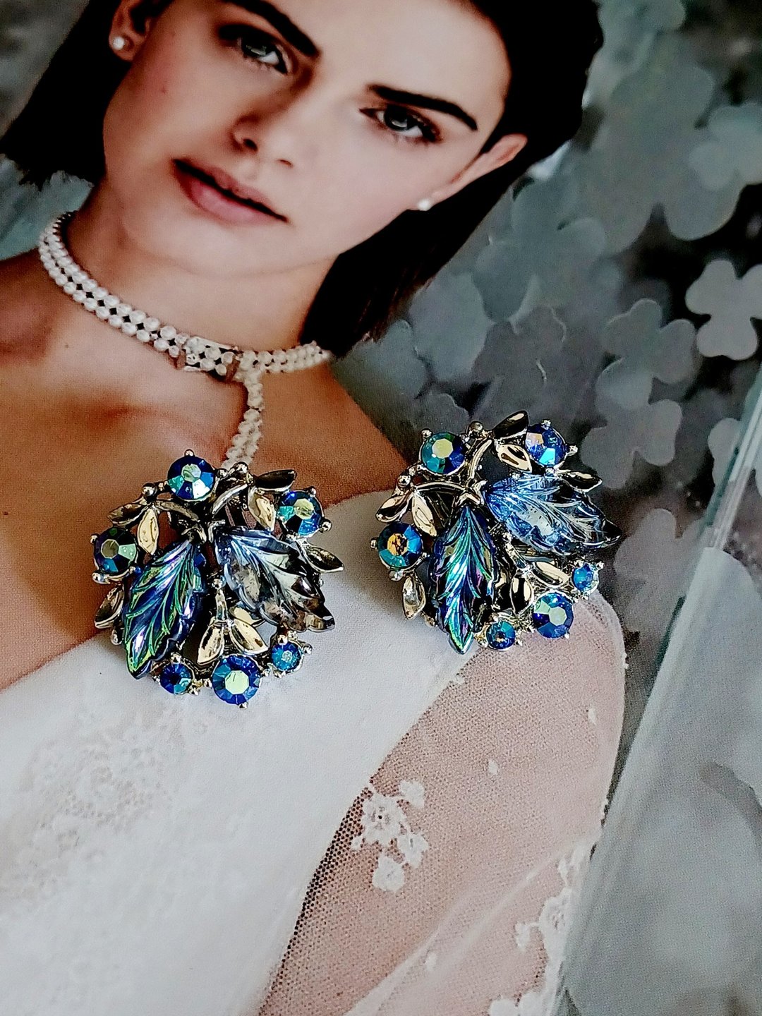 vintage jewelry B.S.K 极光淡蓝莱茵夹式耳环 - 耳环/耳夹 - 其他金属 