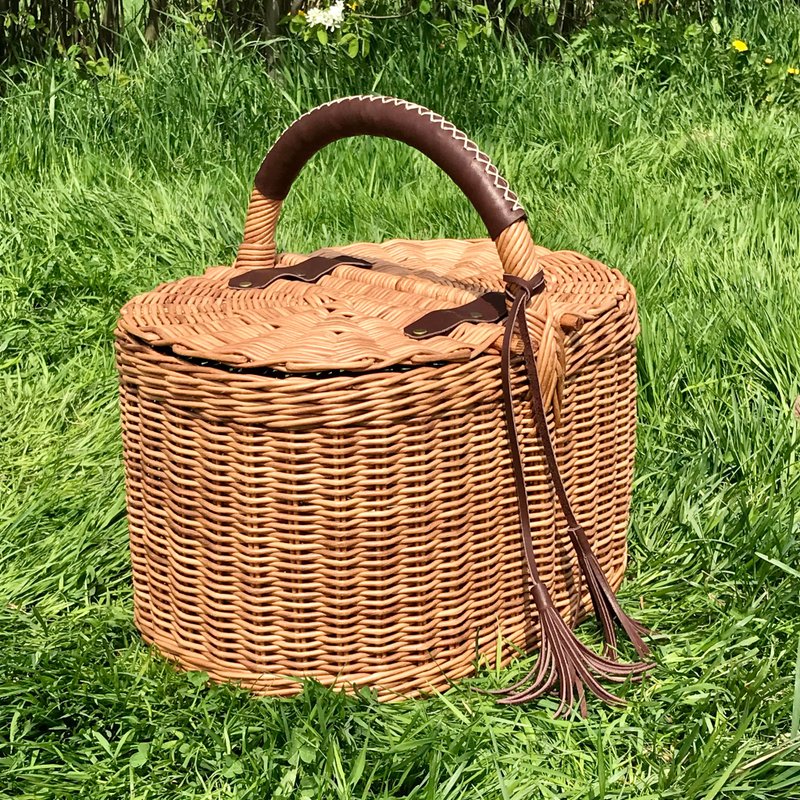 Picnic basket with lids. Wedding gift. Mothers Day gift. - 露营用品 - 环保材料 