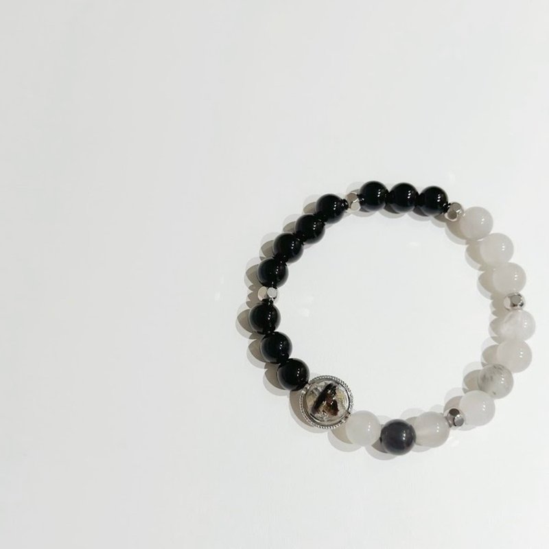 中性搭配  避邪纾压 胎毛水晶手链 - 婴儿饰品 - 水晶 