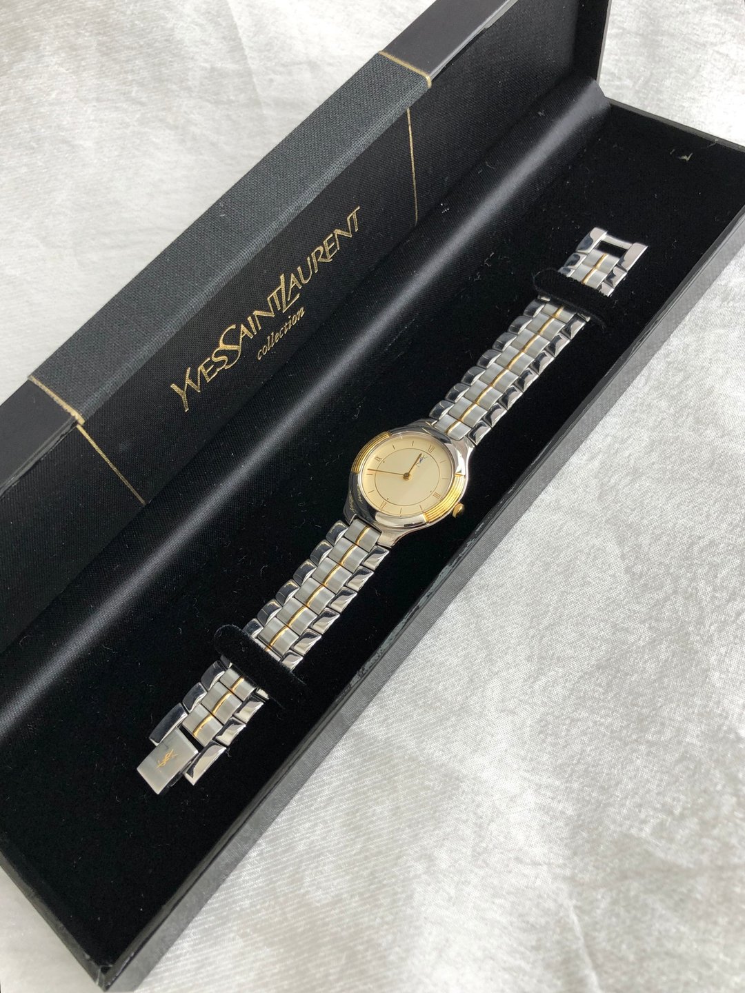 【 VintageShop solo 日本直送中古包专卖店 】Yves Saint Laurent 腕表 银色 YSL 不锈钢 石英 4620-E66661Y pw6bed - 女表 - 不锈钢 银色