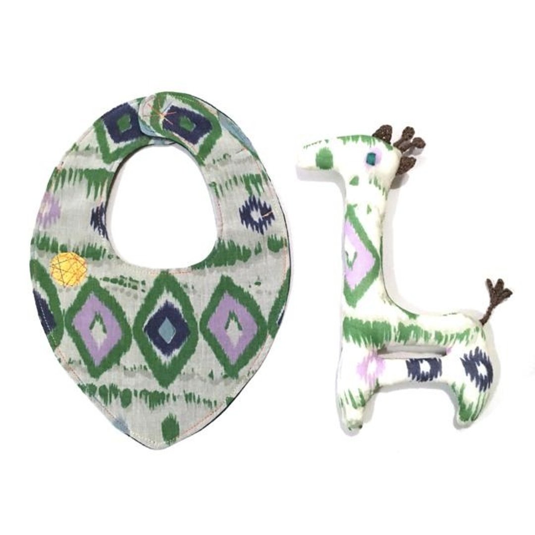 babygift whim giraffe style & Niginigi rattle set - 围嘴/口水巾 - 棉 绿色