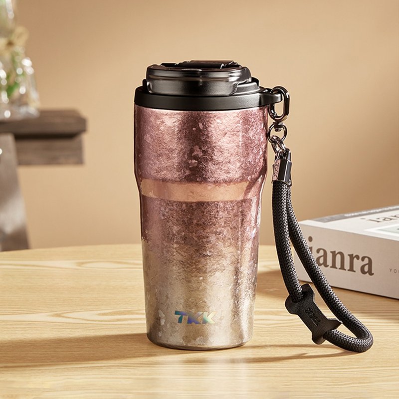 【TKK】洛奇系列 纯钛Ti 保温咖啡杯630ML-钛粉金(礼盒组) - 水瓶/水壶 - 不锈钢 粉红色