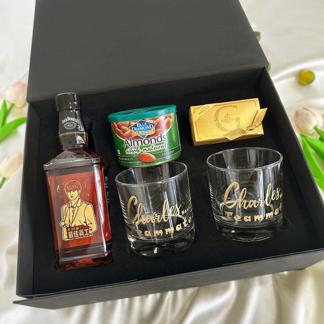 Whisky礼盒丨定制化礼盒 刻字酒杯 中秋送礼首选刻字礼盒 文字雕 - 酒类 - 玻璃 