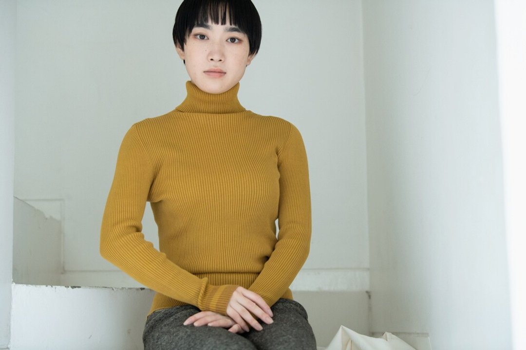 【杨梅染】有机棉无缝罗纹袖口条纹高领毛衣 - 女装上衣 - 棉 橘色