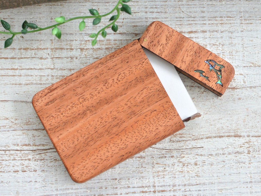 Wooden business card holder [Dolphin] Mahogany - 名片夹/名片盒 - 纸 咖啡色