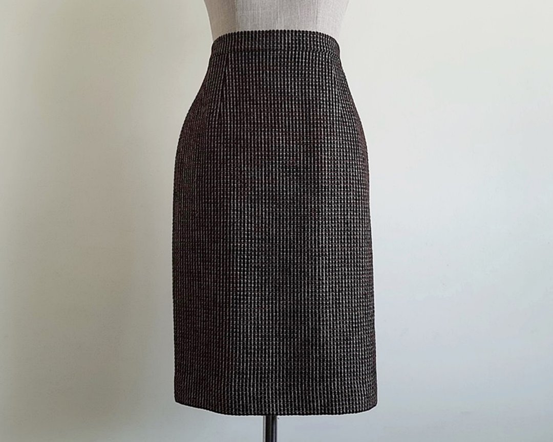 Vintage Aquascutum Black Brown Wool Straight Skirt Knee Length Small - 裙子 - 其他材质 咖啡色