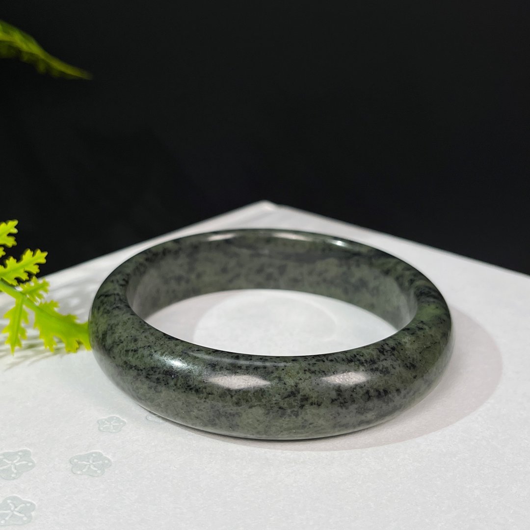 药王石手镯62MM 西藏墨绿玉手环 缓解疲劳 消除紧张 改善亚健康 - 手链/手环 - 玉石 绿色