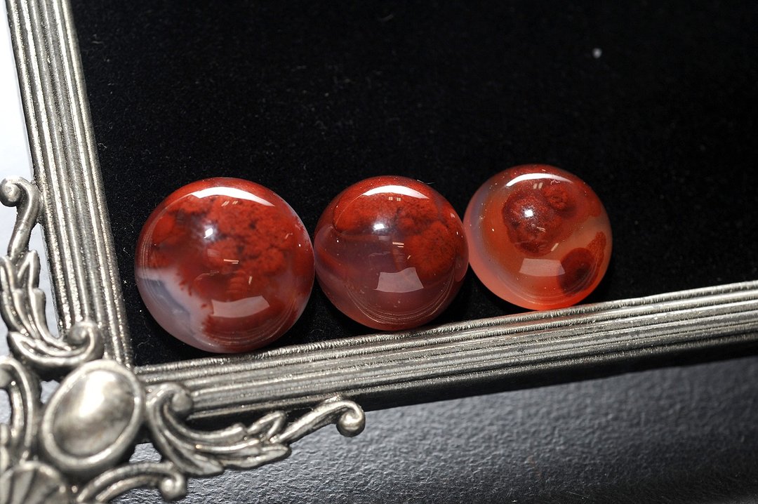 朱砂玛瑙 (3颗)  矿石/水晶/DIY/开运/招财/防小人 - 金工/饰品 - 半宝石 