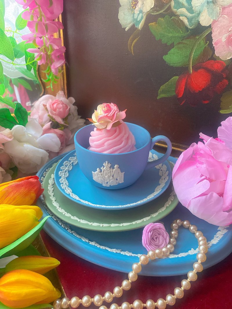 Wedgwood jasper 浮雕系列1974年圣诞节限量款古董杯花茶杯咖啡杯 - 茶具/茶杯 - 瓷 蓝色
