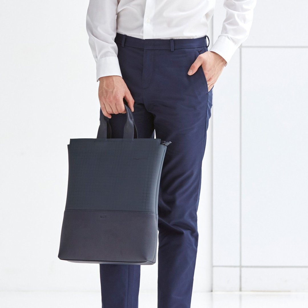 HAN Bag #CUTTING MAT  #INDIGO BLUE - 手提包/手提袋 - 橡胶 蓝色