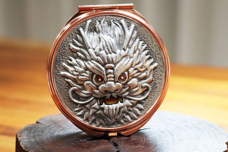 锡雕 | 龙面迎祥三格收纳镜盒 - 其他 - 其他金属 银色