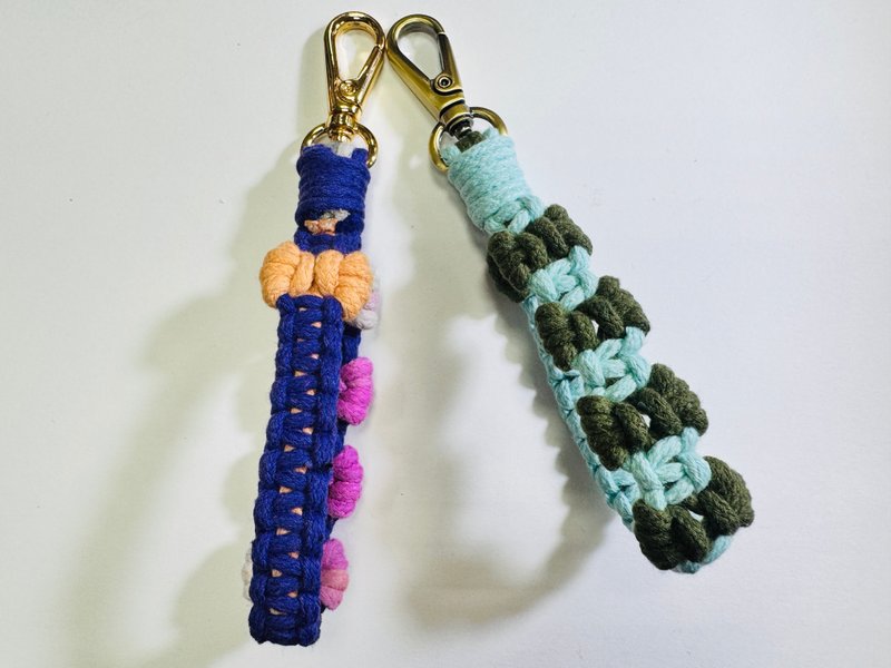 迷之作—手作handmade啾啾系列手编挂绳 - 钥匙链/钥匙包 - 棉．麻 多色
