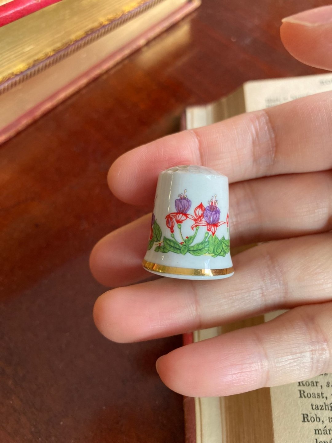 英国古董瓷制顶针-吊钟花(C) - 摆饰 - 瓷 