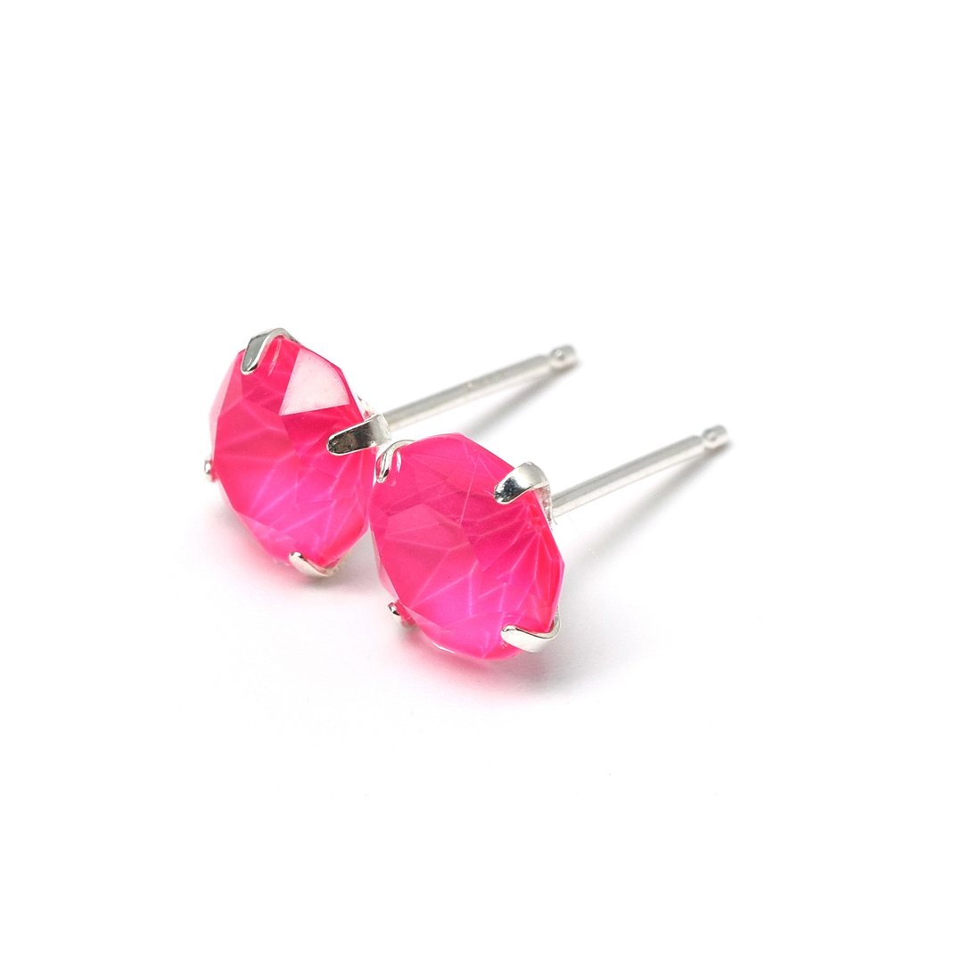 Highlighter Pink Stud Earrings - Sterling Silver - 6mm 8mm Round - Bold Pink Red - 耳环/耳夹 - 纯银 粉红色