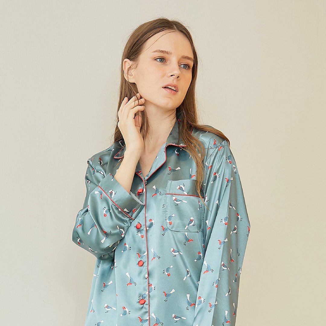 Satin Pajamas dress with long sleeves - 居家服/睡衣 - 其他材质 绿色