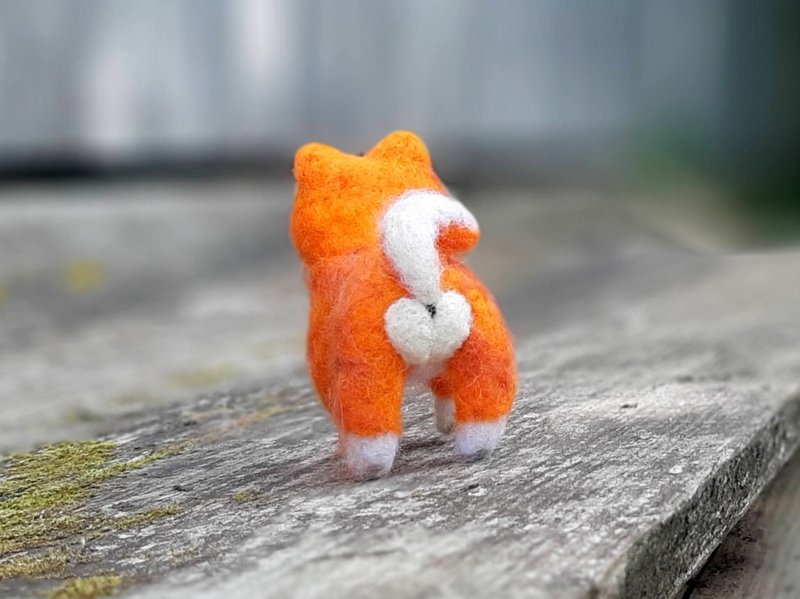 SHIBA INU Dollhouse miniatures Needle felted animals Wool felt dog figurines - 玩具/玩偶 - 羊毛 橘色