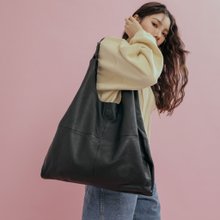 侧背三角全皮大包-黑色