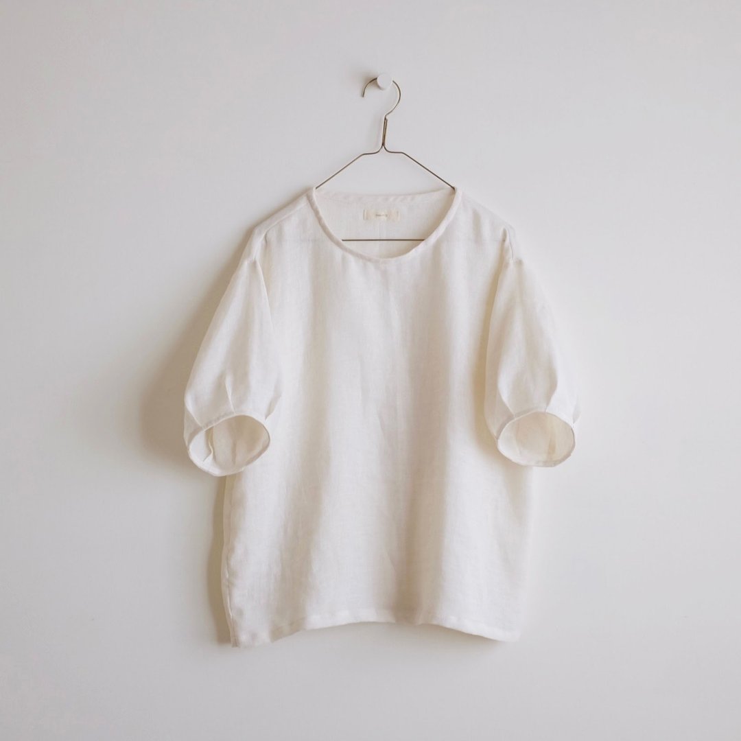 日常手作服 棉花白打褶五分袖罩衫 棉麻纱 - 女装上衣 - 棉．麻 白色