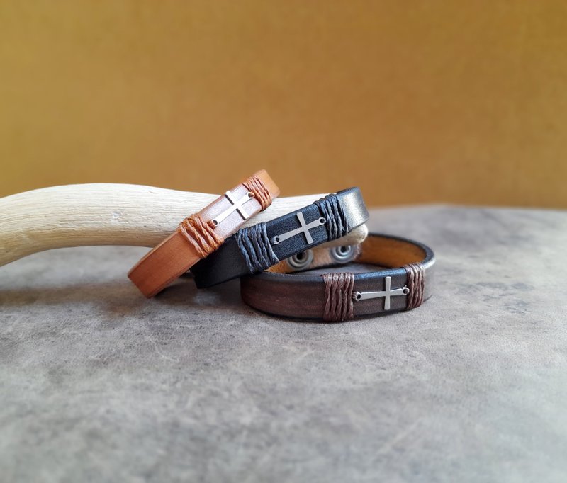 银十字皮手环 象征信仰与恩典 手工男女通用礼物 - 手链/手环 - 真皮 多色