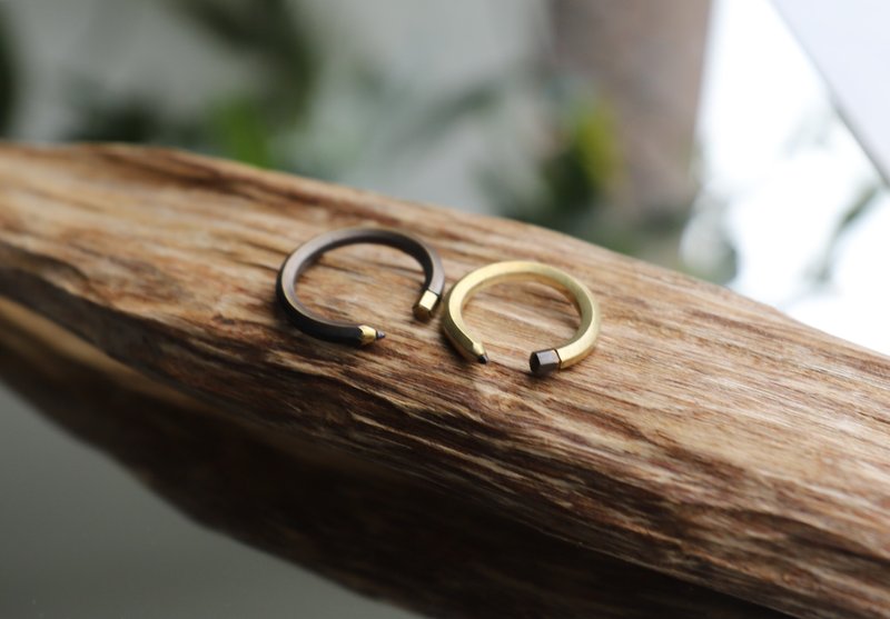 Brass pencil ring - 戒指 - 铜/黄铜 