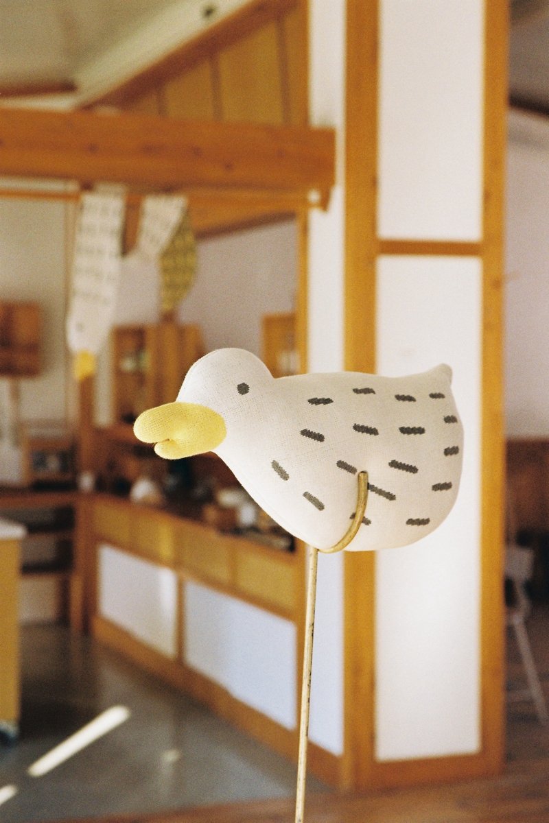 林李婆婆OLINLIO就是不听话鸭抱枕 - 枕头/抱枕 - 棉．麻 白色