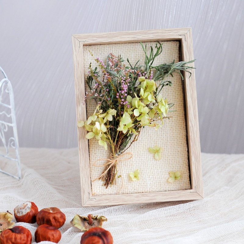 Framed dried flowers bouquet on Canvas. Mini dried flowers bouguet hydrangea - 画框/相框 - 植物．花 多色