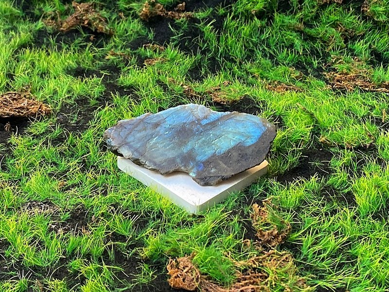 梦幻蓝光拉长石 办公室 风水摆件 旺桃花事业 招财运 快速出货 - 摆饰 - 水晶 多色