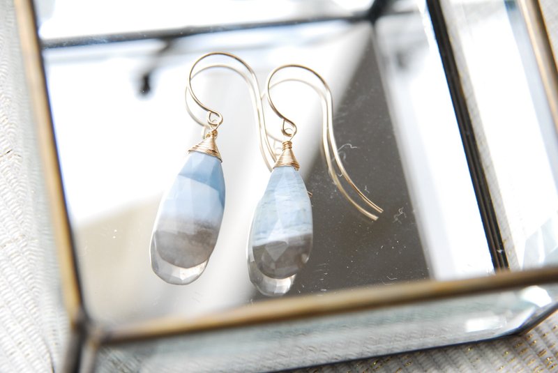 Larger Blue Opal Earrings no.3 14 kgf - 耳环/耳夹 - 半宝石 蓝色