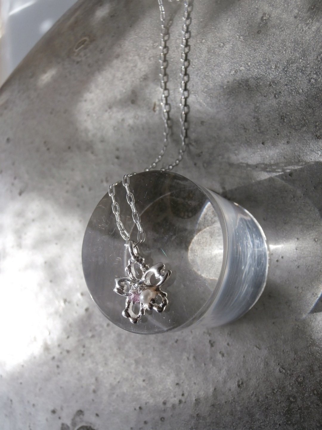Cherry blossom pendant - 项链 - 其他金属 