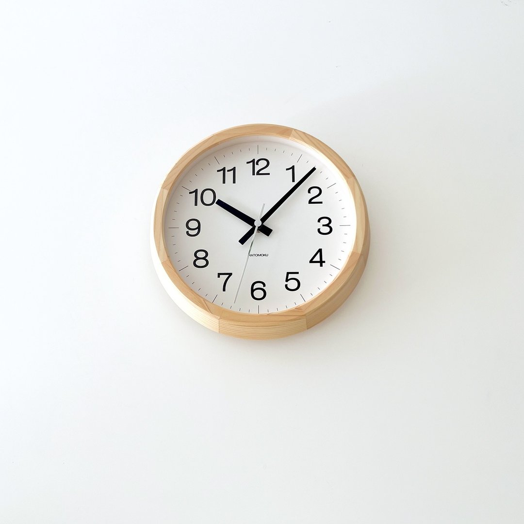 KATOMOKU muku clock 16 S尺寸 日本柏树 (km-108HI) 挂钟 日本製 - 时钟/闹钟 - 木头 卡其色